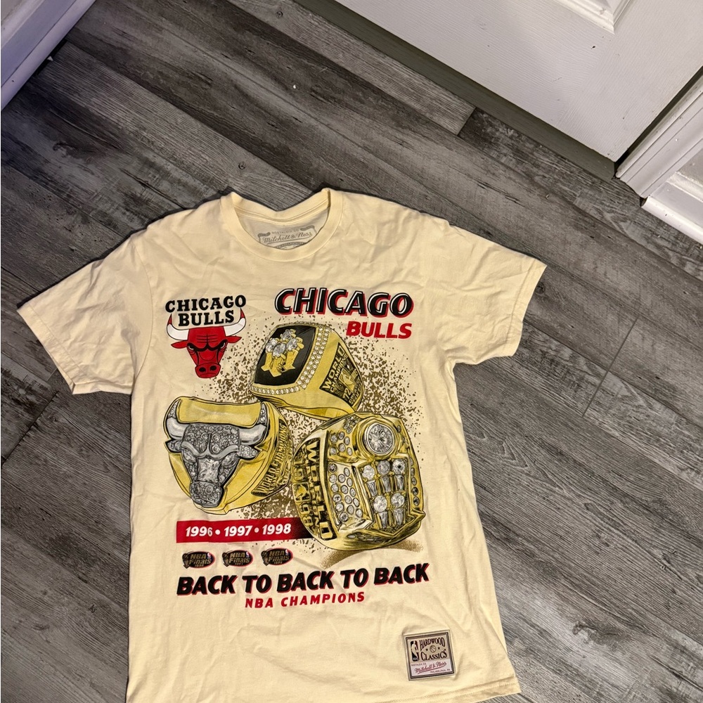 Mitchell & Ness Cream and Red Short Sleeve Tee